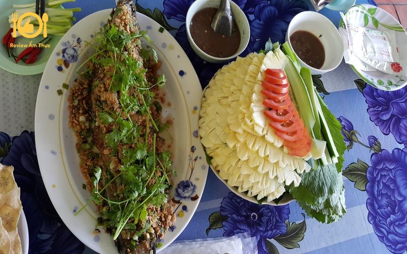 Review cá lóc nướng Hai Cường - Quán ăn bình dân không thể bỏ qua 8 cá lóc nướng hai cường