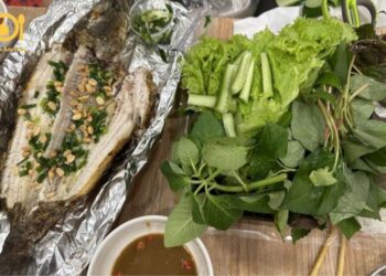 cá lóc nướng mọi