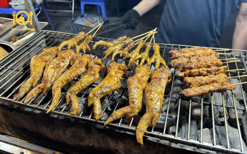 4 quán cánh gà nướng Hà Nội thơm phức cho ngày mưa se lạnh 9 cánh gà nướng hà nội