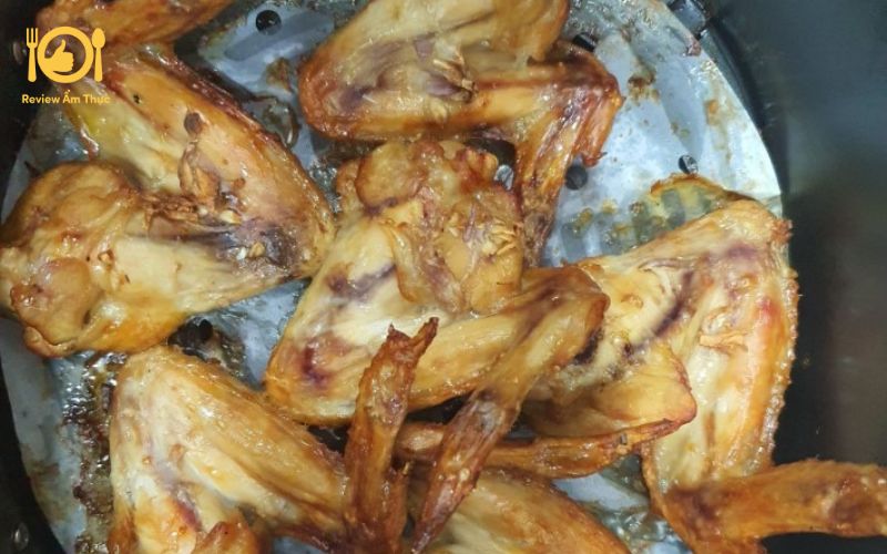 Cách làm cánh gà nướng nồi chiên không dầu ngon mê ly 10 cánh gà nướng nồi chiên không dầu