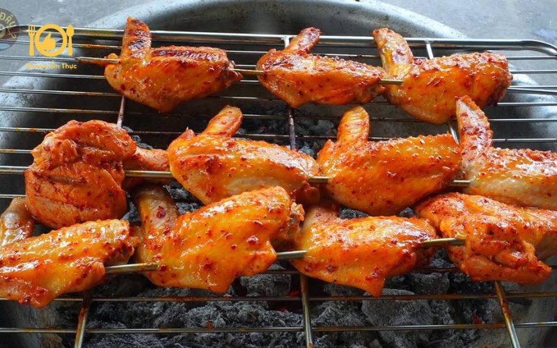 Cách làm món cơm cánh gà nướng cực dễ cho buổi trưa thêm ngon 13 cơm cánh gà nướng