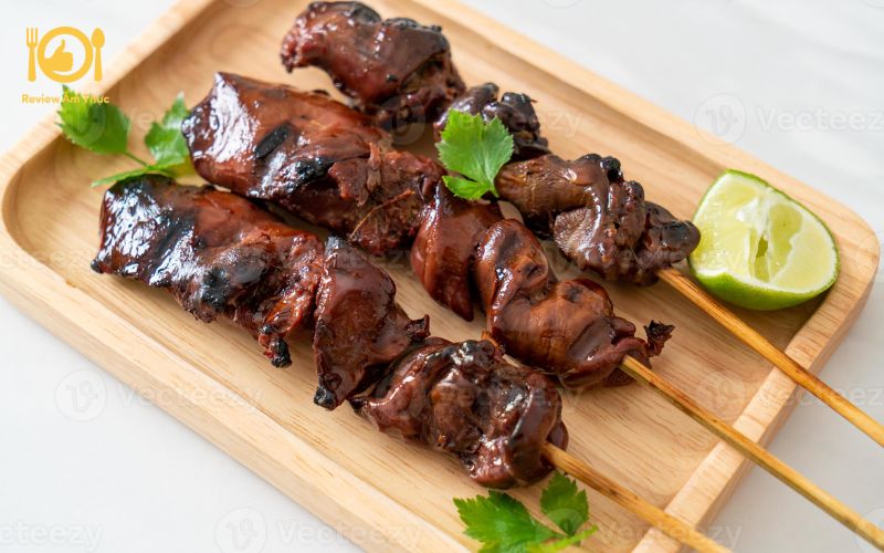 Khám phá ngay 3 món lòng gà nướng ngon cho buổi nhậu thêm vui 12 lòng gà nướng