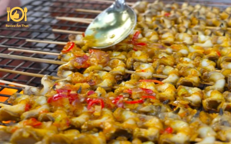 Ốc bươu nướng xiên que - Cách làm và mẹo chế biến ngon nhất 8 ốc bươu nướng xiên que