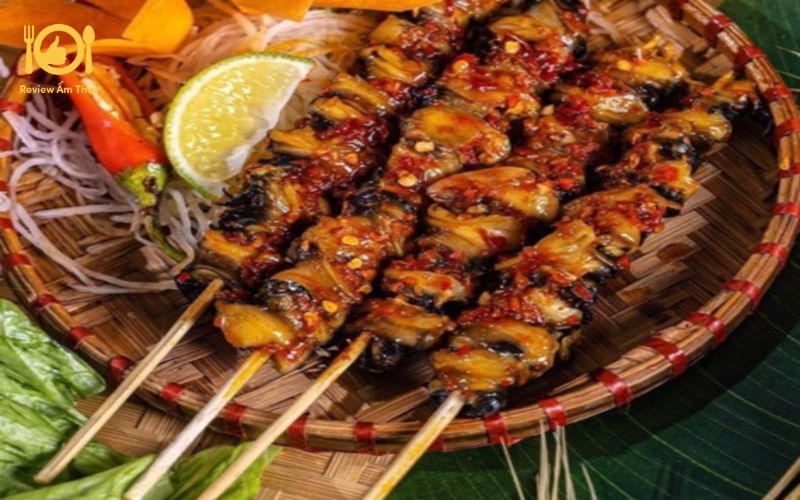 Ốc bươu nướng xiên que - Cách làm và mẹo chế biến ngon nhất 11 ốc bươu nướng xiên que