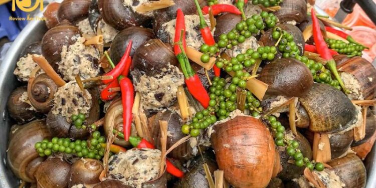 ốc nhồi nướng tiêu xanh