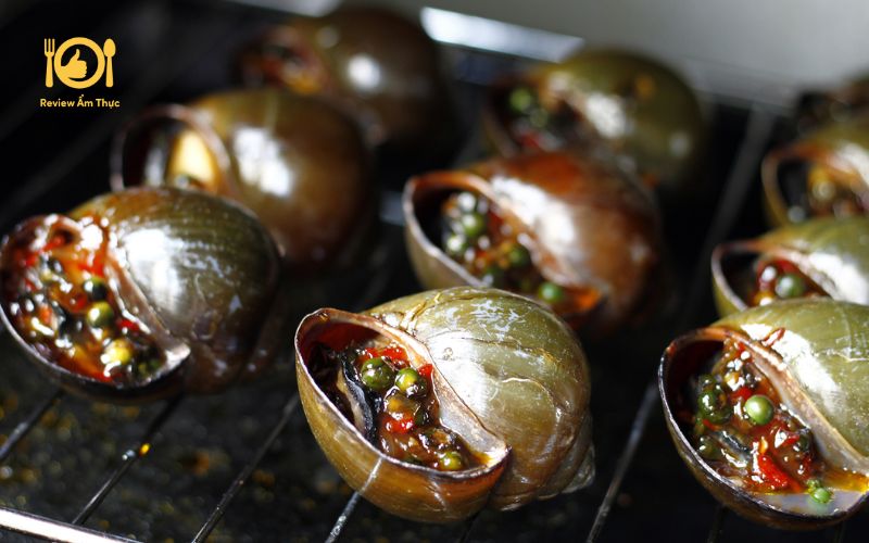 Tổng hợp 10 món ốc nướng ngon mê ly cho ngày mưa se lạnh 33 ốc nướng