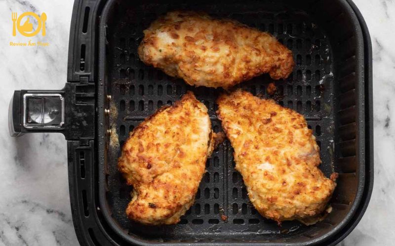 Cách làm ức gà nướng nồi chiên không dầu ít béo và thơm ngon 13 ức gà nướng nồi chiên không dầu;ức gà nướng bao nhiêu calo