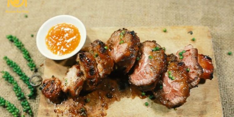 bắp bò nướng sa tế