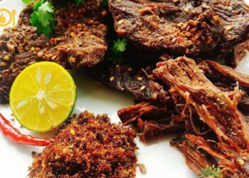 bò nướng kiến vàng