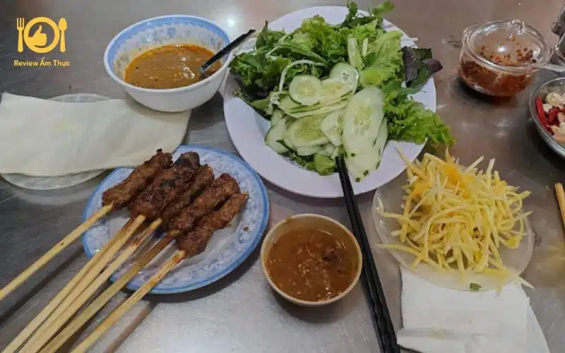 Review Bò Nướng Lá Lốt Bà Trai - Quán được nhiều người yêu thích 8 bò nướng lá lốt bà trai