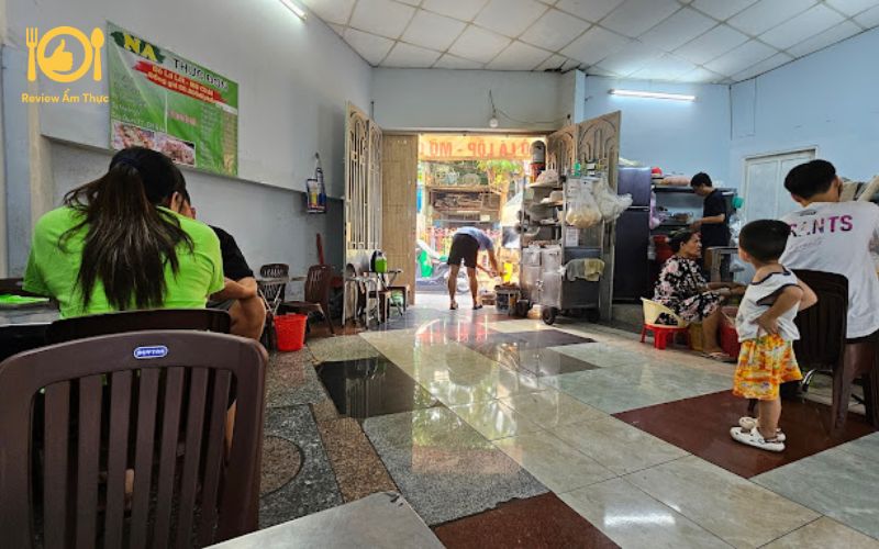 Review Bò Nướng Lá Lốt Đường Ray - Nức tiếng Sài Gòn gần 20 năm 9 bò nướng lá lốt đường ray