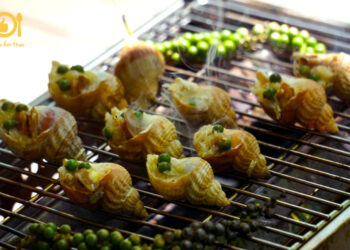 ốc bulot nướng tiêu xanh