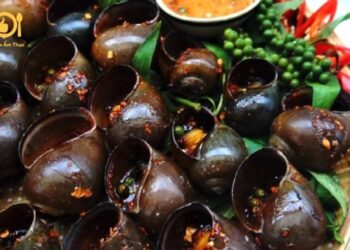 ốc bươu nướng sa tế