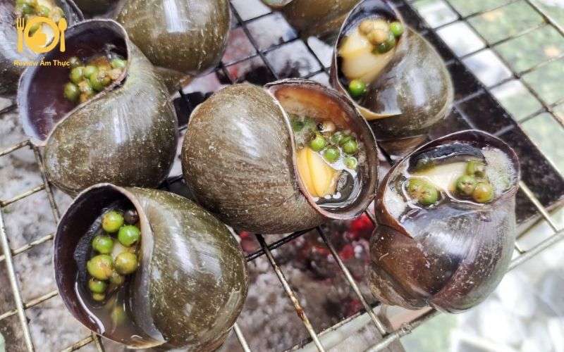 Hướng dẫn làm ốc lác nướng tiêu xanh đơn giản, siêu ngon tại nhà 10 ốc lác nướng tiêu xanh