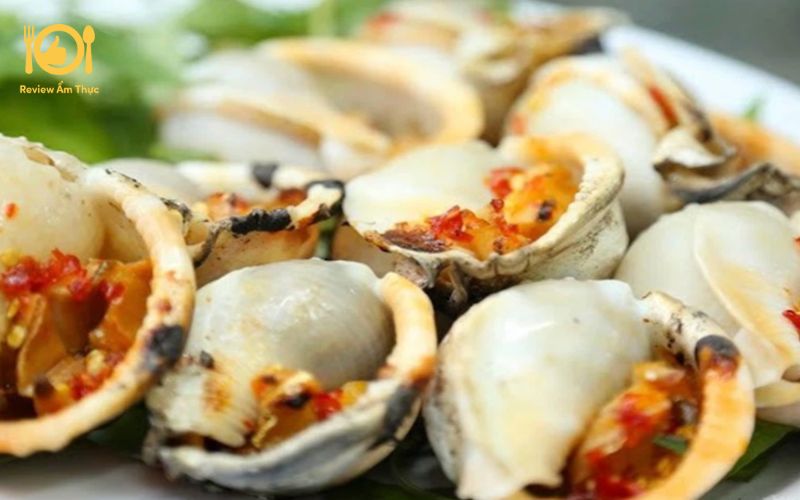 Ốc tỏi nướng nước mắm - Món ăn khó cưỡng với hương vị đậm đà 10 ốc tỏi nướng nước mắm