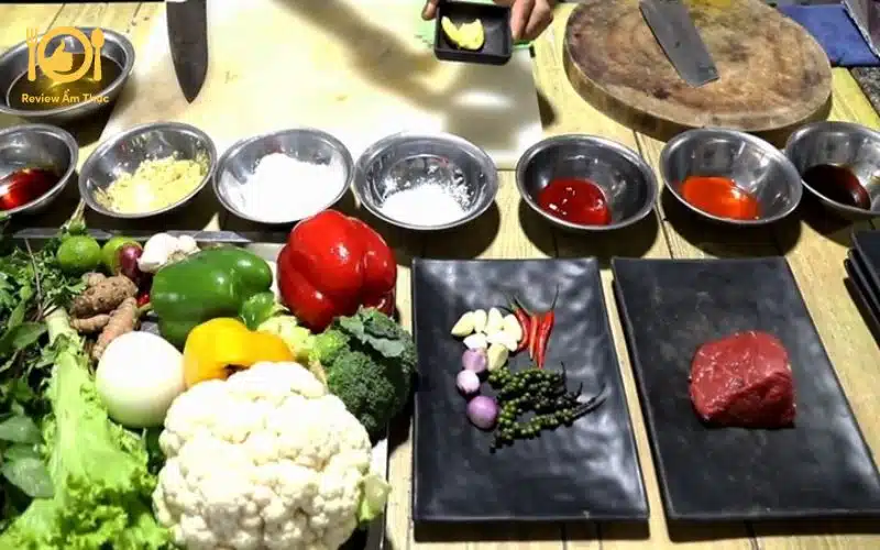 Cách làm bắp bò nướng giấy bạc mềm ngon, thơm lừng tại nhà 9 bắp bò nướng giấy bạc