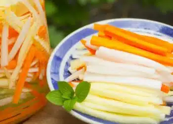 Cách làm đồ chua ăn bún thịt nướng