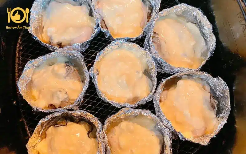Mách bạn 3 cách làm hàu nướng giấy bạc đơn giản mà ngon tại nhà 20 hàu nướng giấy bạc