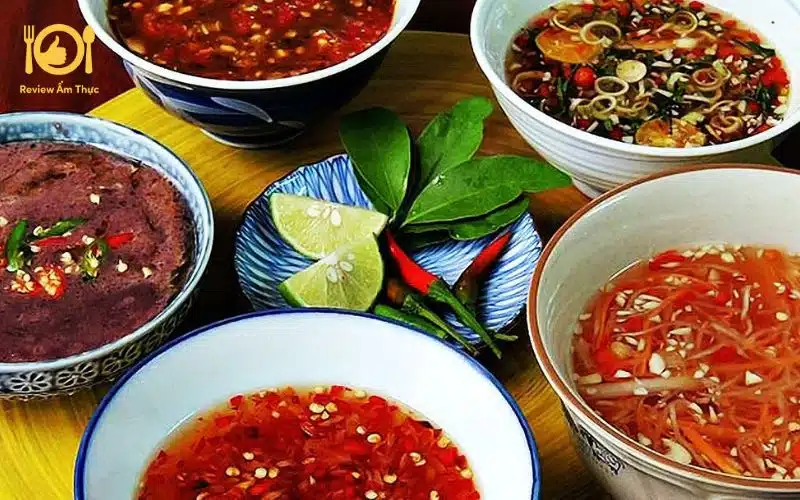 Hàu nướng mỡ hành chấm gì? Mách bạn 5 công thức nước chấm ngon 14 hàu nướng mỡ hành chấm gì