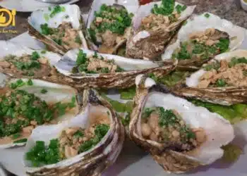 Review top 4 quán hàu nướng Thủ Đức cho tín đồ mê hải sản