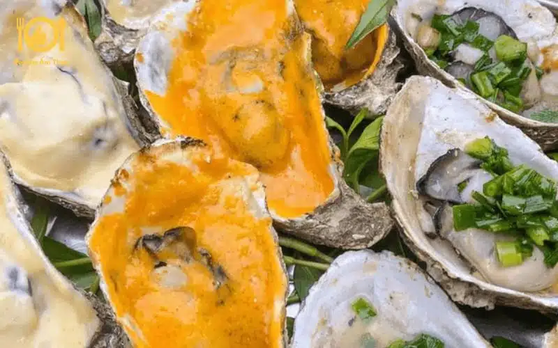 Cách làm hàu nướng trứng muối chuẩn vị nhà hàng 5 sao 9 hàu nướng trứng muối