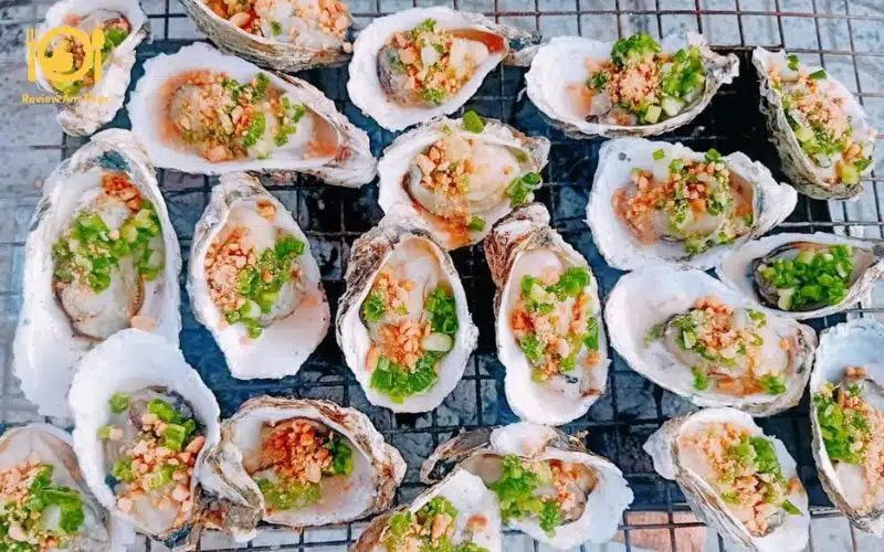 Review chi tiết 4 quán hàu nướng Vũng Tàu “ngon quên lối về” 8 hàu nướng vũng tàu