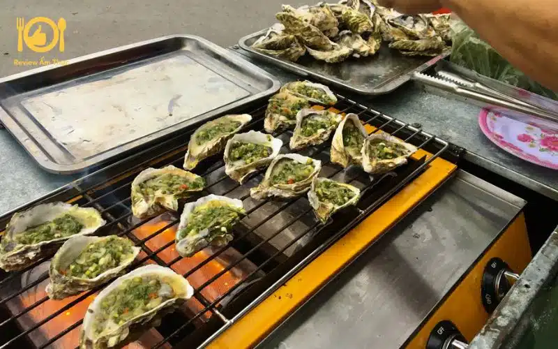 Điểm danh 10 quán hàu nướng ngon, với giá cả phải chăng 15 quán hàu nướng