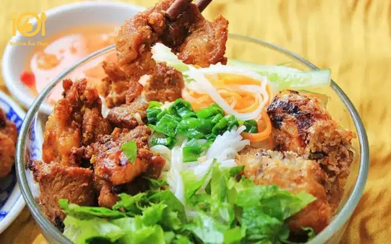 Bún thịt nướng Hồng Nguyệt - Quán ngon có hương vị đậm đà 8 bún thịt nướng hồng nguyệt