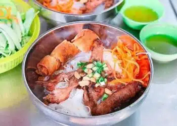 bún thịt nướng a tài điện biên phủ