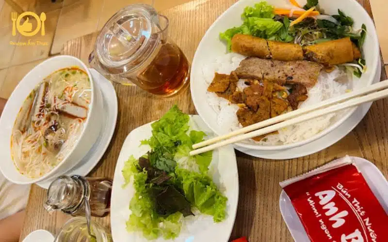 Review bún thịt nướng Anh Ba ngon ngất ngây, say lòng thực khách 6 Bún thịt nướng Anh Ba