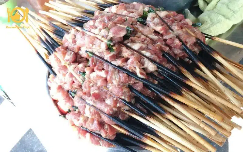 Review bún thịt nướng Anh Thành | Vị ngon lưu truyền nửa thế kỷ 8 bún thịt nướng anh thành