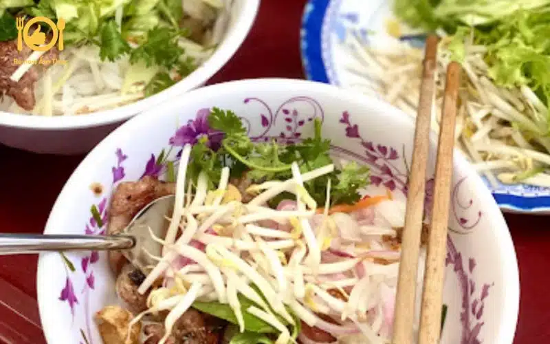Khám phá TOP 4 quán bún thịt nướng BMT thơm ngon, tròn vị hấp dẫn 6 bún thịt nướng bmt