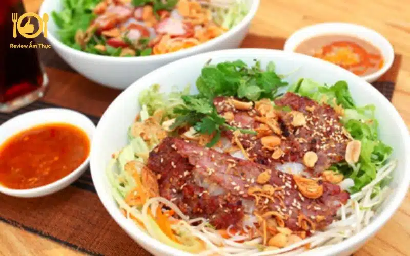 Điểm danh top 6 quán bún thịt nướng Cần Thơ ngon và nổi tiếng 11 bún thịt nướng cần thơ