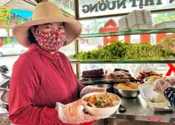 bún thịt nướng cô lan