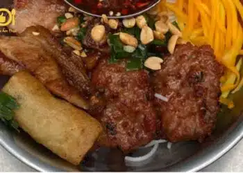 bún thịt nướng cô nga