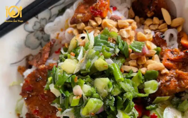 Điểm danh 4 quán bún thịt nướng Đà Lạt ăn một lần là ghiền 9 bún thịt nướng đà lạt