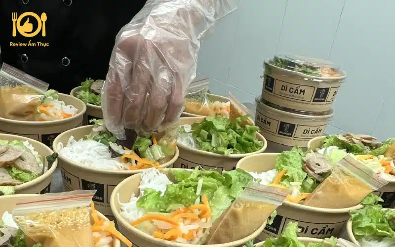 Review quán bún thịt nướng Dì Cẩm - Hương vị ẩm thực tại Hà Nội 7 bún thịt nướng dì cẩm