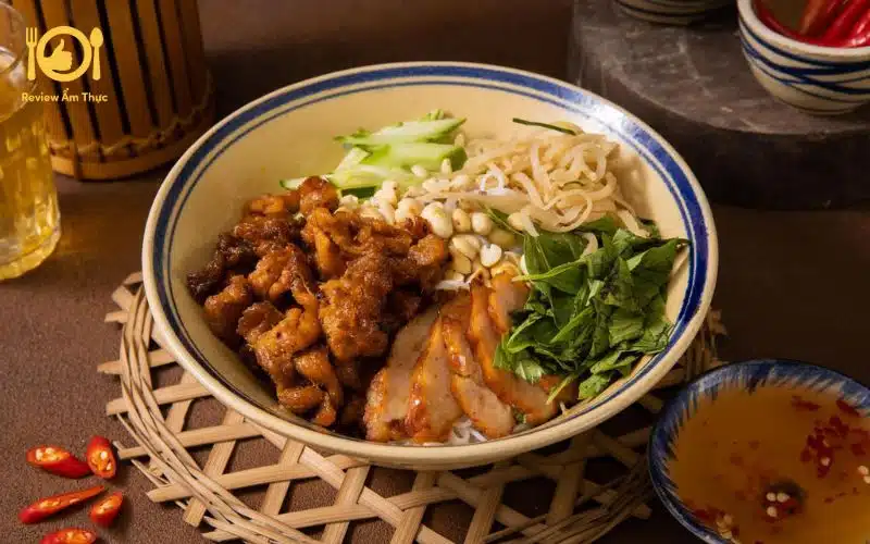 Review quán bún thịt nướng Dì Cẩm - Hương vị ẩm thực tại Hà Nội 11 bún thịt nướng dì cẩm