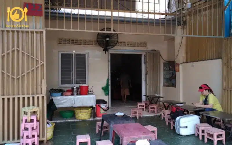 Đánh thức vị giác cùng 3 quán bún thịt nướng Gia Lai thơm ngon 5 bún thịt nướng pleiku