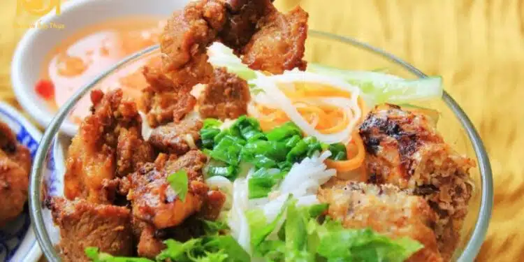 bún thịt nướng pleiku