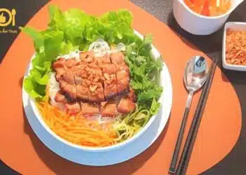 bún thịt nướng heo bay