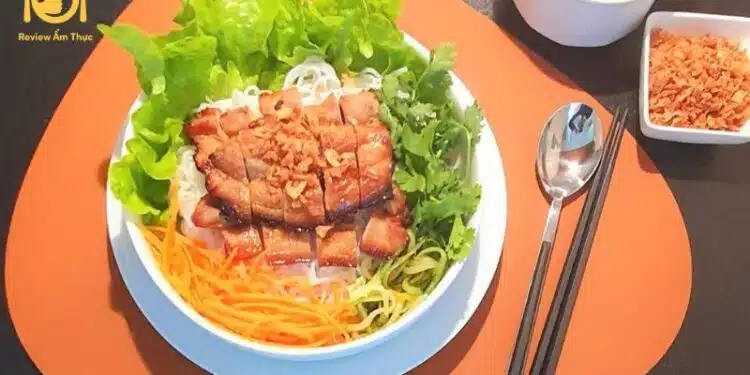 bún thịt nướng heo bay