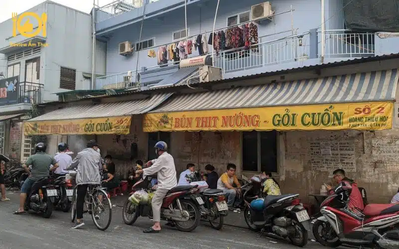 Review chi tiết về quán bún thịt nướng Hoàng Thiều Hoa ở Tân Phú 7 bún thịt nướng Hoàng Thiều Hoa