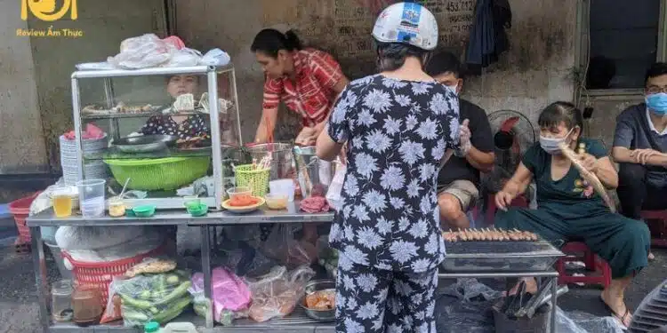 Review chi tiết về quán bún thịt nướng Hoàng Thiều Hoa ở Tân Phú