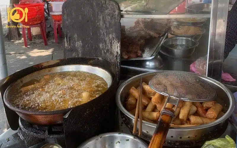 Review quán bún thịt nướng Huệ Quận 11 ngon, rẻ bạn nên ăn thử 8 bún thịt nướng huệ