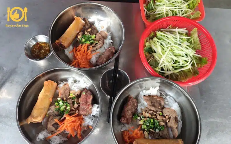 Review quán bún thịt nướng Kiều Bảo Tô Hiến Thành từ A - Z 10 bún thịt nướng kiều bảo tô hiến thành