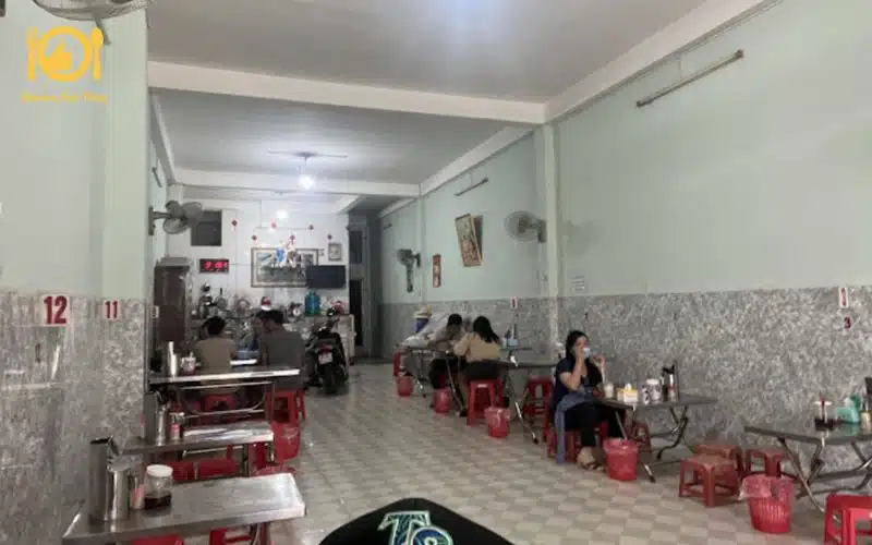 Review bún thịt nướng kim tiền Dì Út - Hương vị ẩm thực 40 năm 9 bún thịt nướng kim tiền dì út