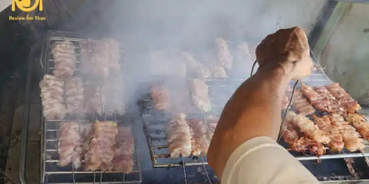 Review bún thịt nướng kim tiền Dì Út - Hương vị ẩm thực 40 năm