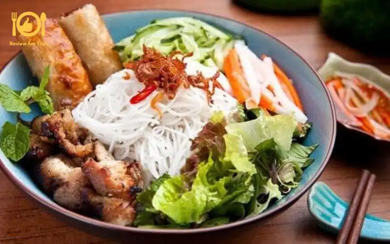 TOP 3 quán bún thịt nướng Lê Văn Sỹ được nhiều người yêu thích 5 bún thịt nướng lê văn sỹ