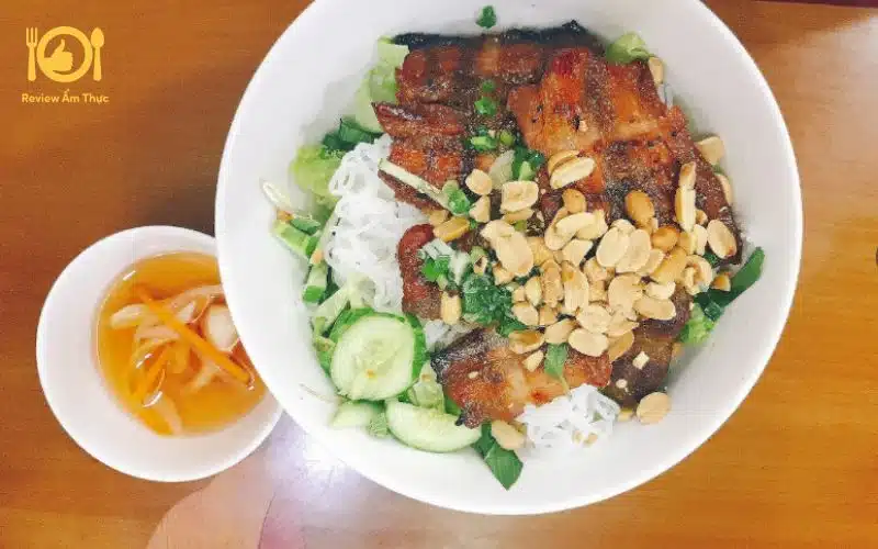 Review chi tiết quán Bún thịt nướng Lý Tự Trọng nổi tiếng Sài Gòn 8 bún thịt nướng lý tự trọng